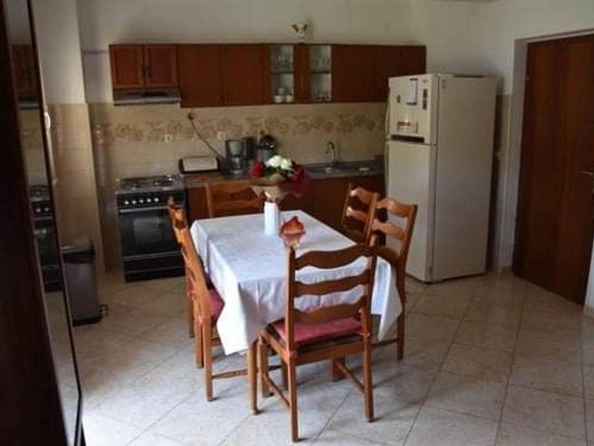 Apartment Manigo ซูเปตาร์ ภายนอก รูปภาพ