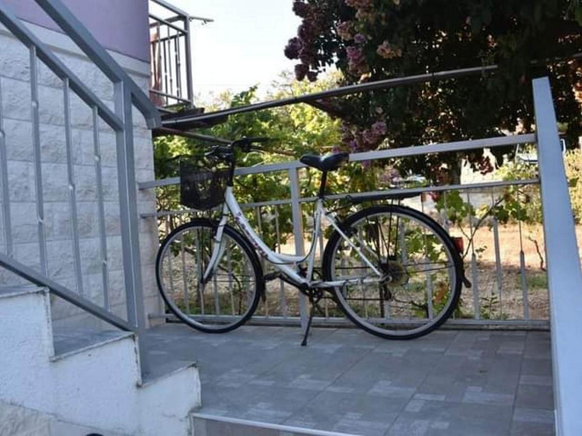 Apartment Manigo ซูเปตาร์ ภายนอก รูปภาพ