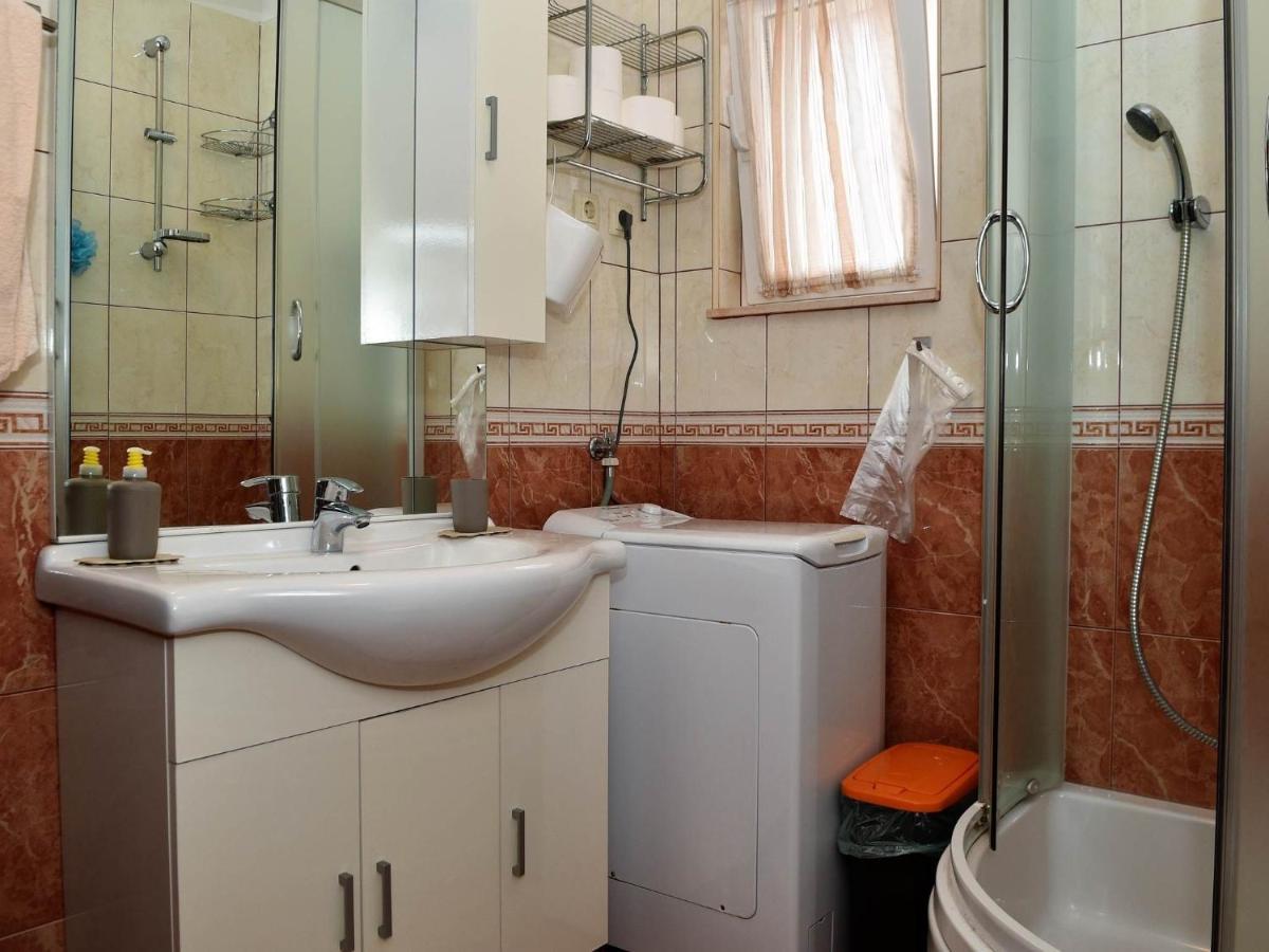 Apartment Manigo ซูเปตาร์ ภายนอก รูปภาพ