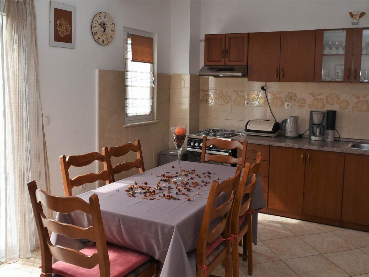 Apartment Manigo ซูเปตาร์ ภายนอก รูปภาพ