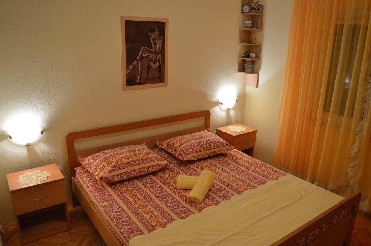 Apartment Manigo ซูเปตาร์ ภายนอก รูปภาพ